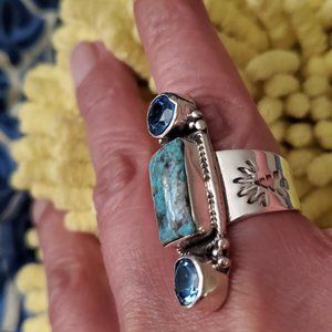 Sterling silver turquoise ring w/ round blue topaz